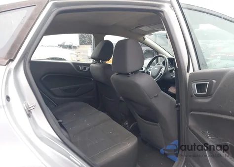 2015 Ford Fiesta Se z USA, uszkodzony, nr VIN 3FADP4BJXFM199659